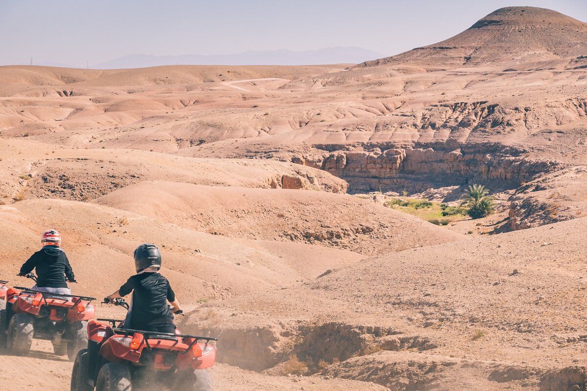🏜 Évasion au désert d’Agafay – Quad, dromadaire et piscine