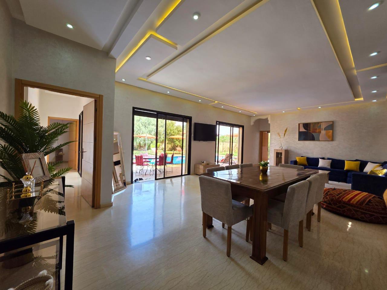 APPARTEMENT AND VILLAS