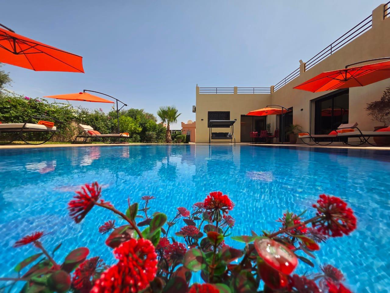 APPARTEMENT AND VILLAS