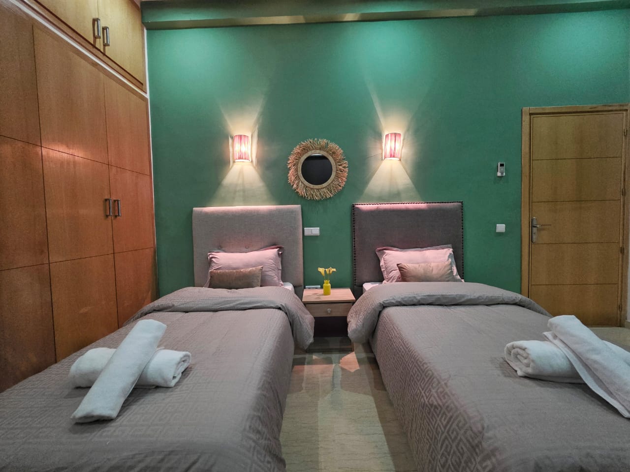 APPARTEMENT AND VILLAS